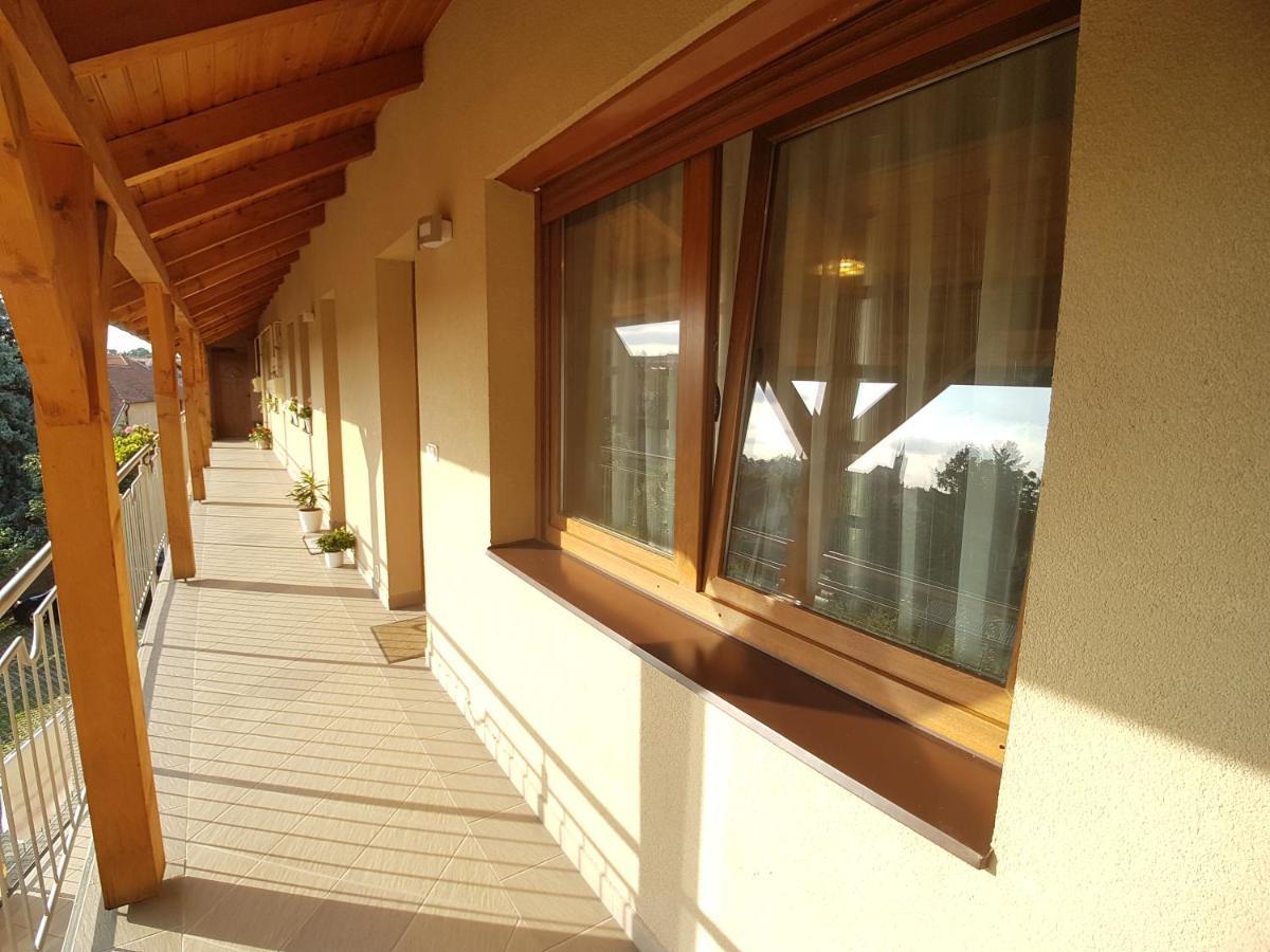Dorci Apartman Кестхей Экстерьер фото